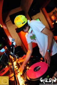 4268_102525168407_666098407_2735457_8285768_n