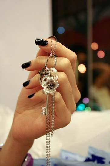 15747_316390910150_687140150_9827757_200892_n